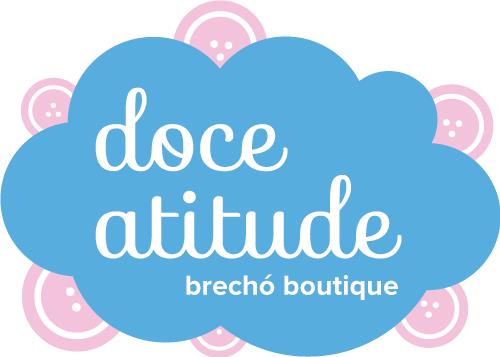 Núvem azul escrito Doce Atitude dentro